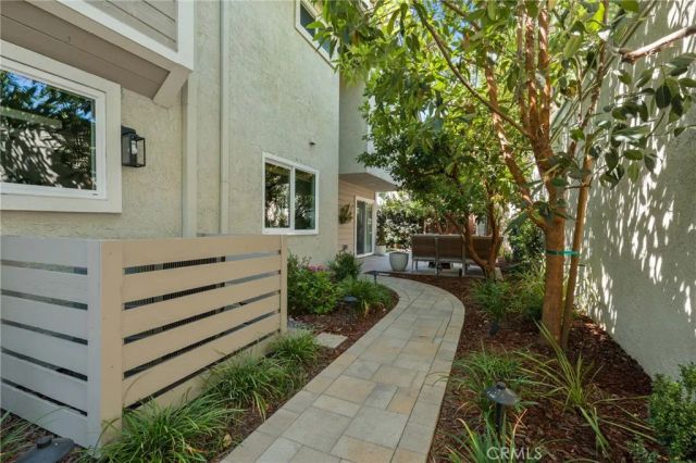 101 Aspen, Costa Mesa, CA 92627