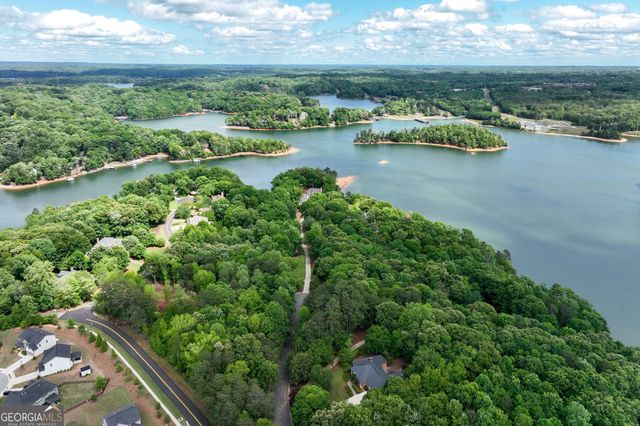 206 Lake Pointe Drive, Gainesville, GA 30506