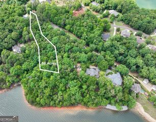 206 Lake Pointe Drive, Gainesville, GA 30506