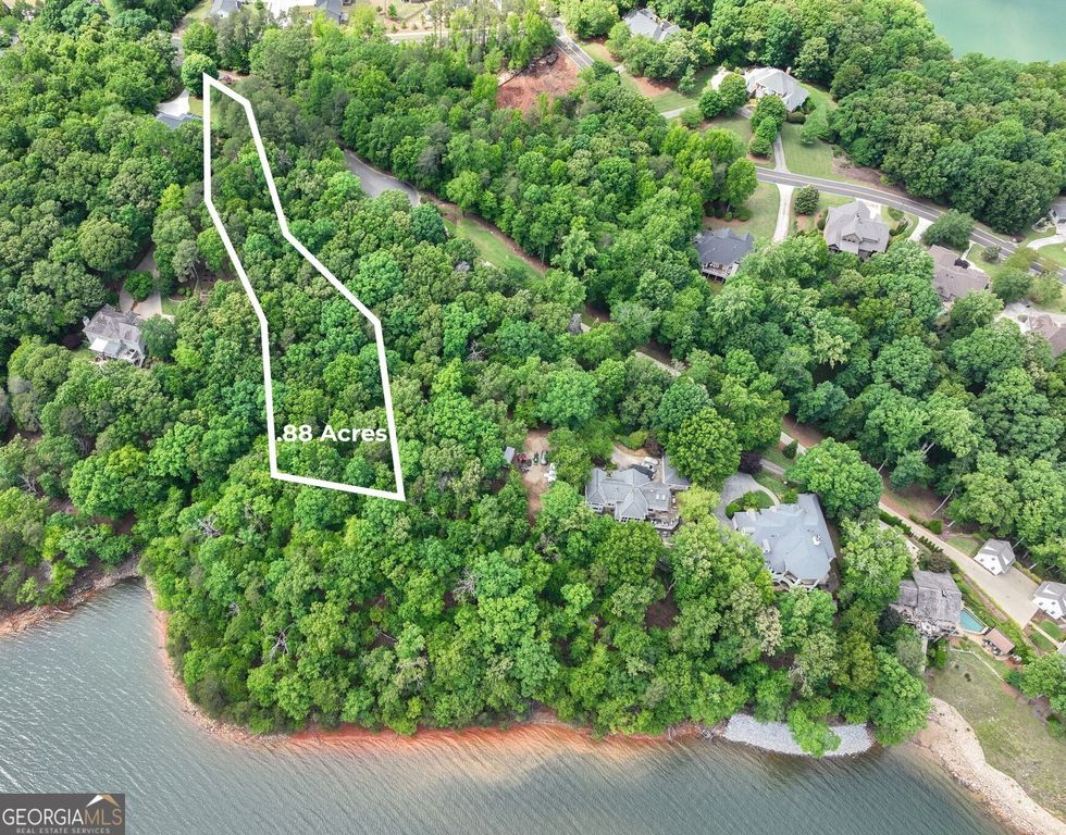 206 Lake Pointe Drive, Gainesville, GA 30506