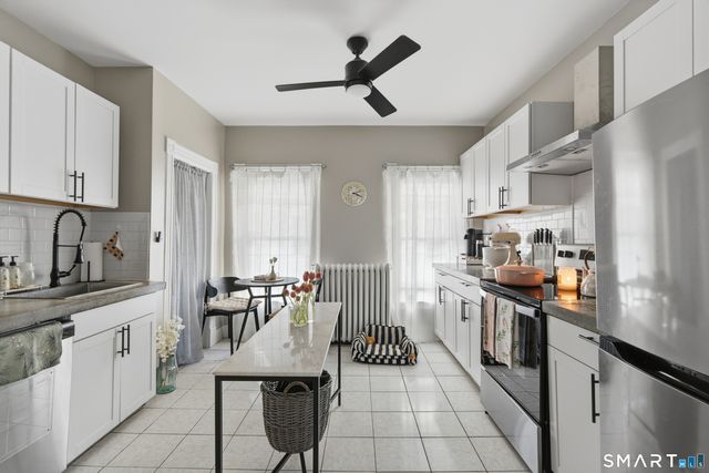 186 Arnoldale Road, West Hartford, CT 06119