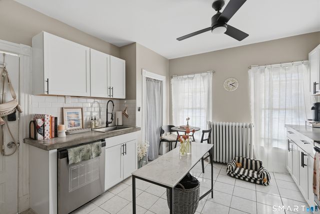 186 Arnoldale Road, West Hartford, CT 06119