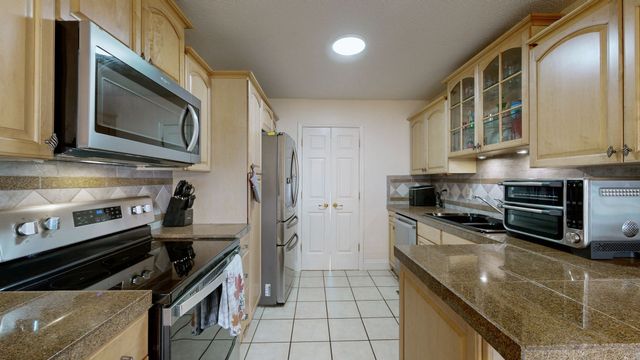 110 Inglewood Ct, Murfreesboro, TN 37127