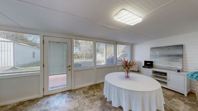 110 Inglewood Ct, Murfreesboro, TN 37127