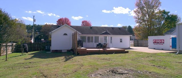 110 Inglewood Ct, Murfreesboro, TN 37127