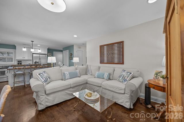 106 N Turner Avenue, Charlotte, NC 28216
