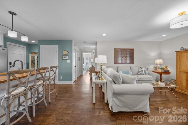 106 N Turner Avenue, Charlotte, NC 28216