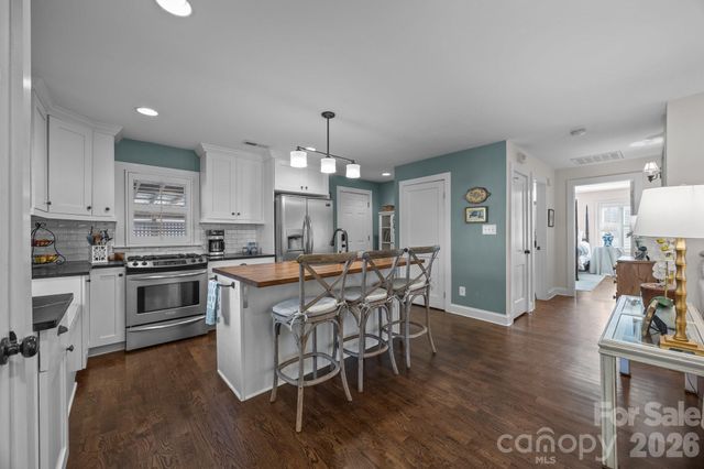 106 N Turner Avenue, Charlotte, NC 28216
