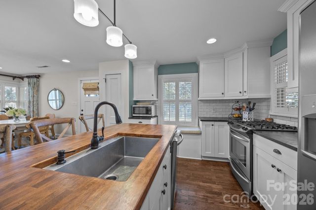 106 N Turner Avenue, Charlotte, NC 28216