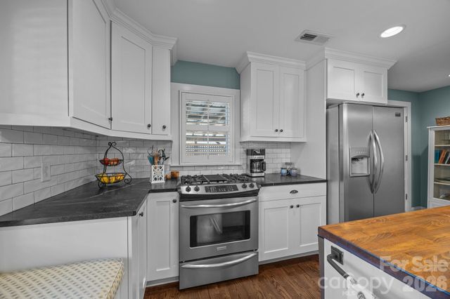 106 N Turner Avenue, Charlotte, NC 28216