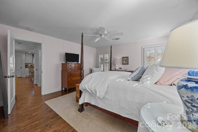106 N Turner Avenue, Charlotte, NC 28216