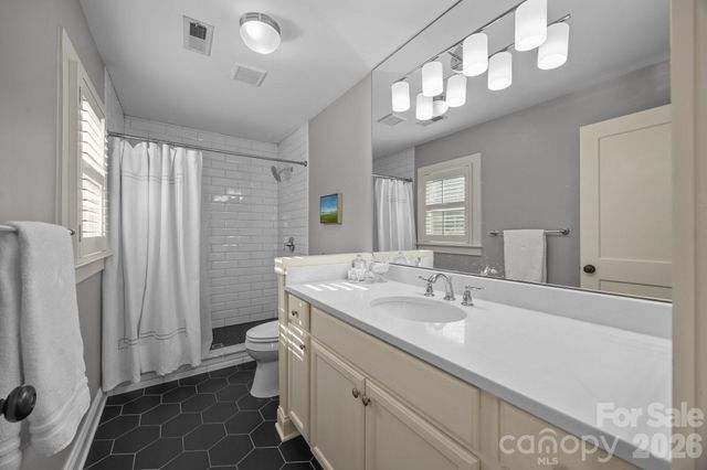106 N Turner Avenue, Charlotte, NC 28216