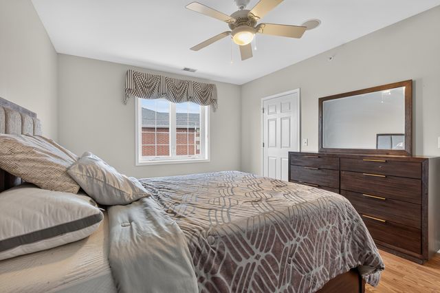 7919 Trinity Circle 4NW, Tinley Park, IL 60487