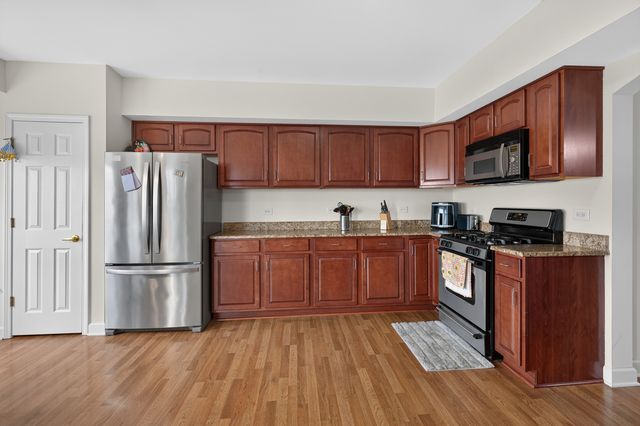 7919 Trinity Circle 4NW, Tinley Park, IL 60487