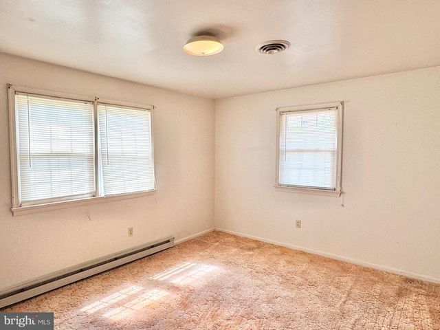 11124 DAHLGREN RD, King George, VA 22485