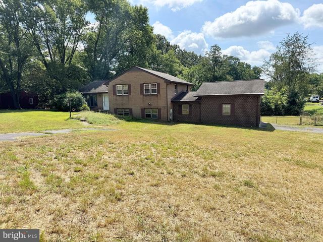 11124 DAHLGREN RD, King George, VA 22485