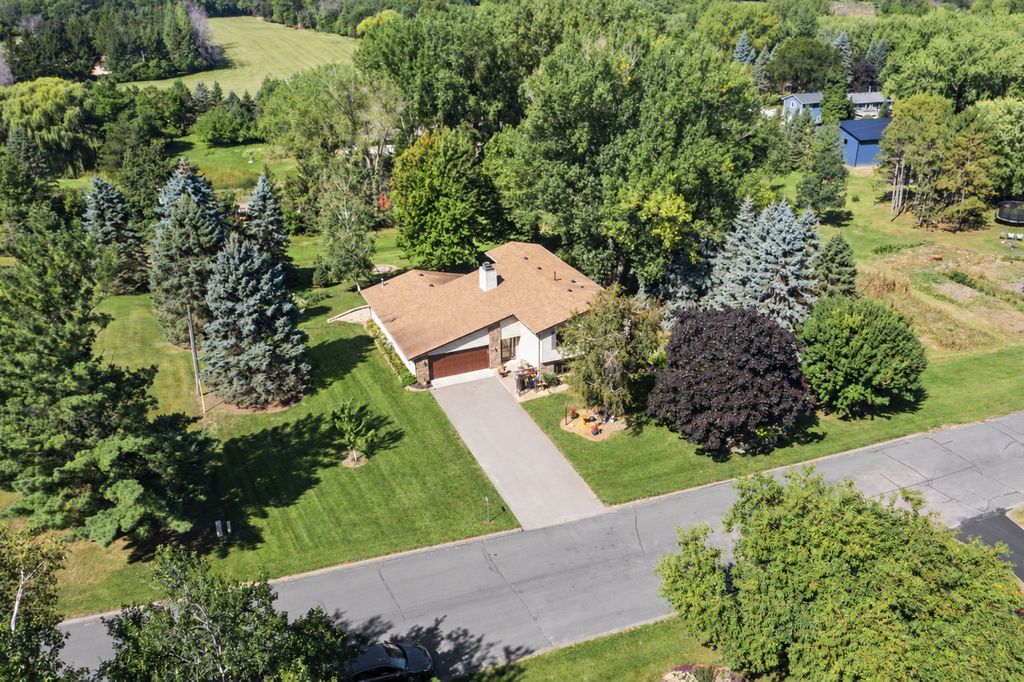 25870 Skyline Circle, Elko New Market, MN 55020 — photo 2