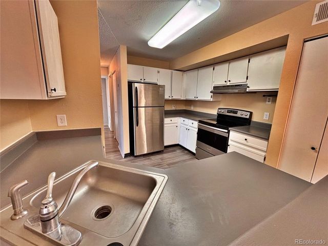 4760 S Wadsworth Blvd C-C203, Littleton, CO 80123