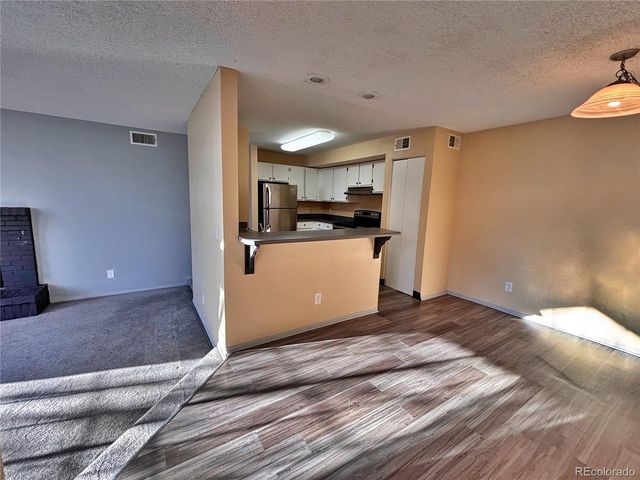 4760 S Wadsworth Blvd C-C203, Littleton, CO 80123