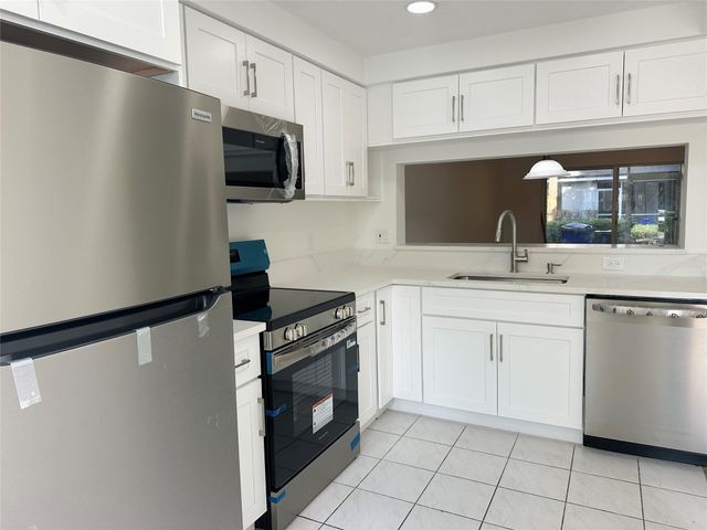 5503 Pageant Pl 22, Margate, FL 33063