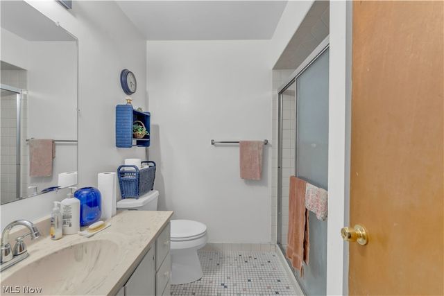 4849 Grace Road 228, North Olmsted, OH 44070