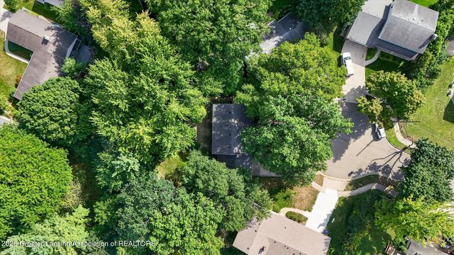 313 E Brookfield Drive, East Lansing, MI 48823