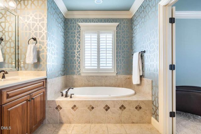 85 Saxapahaw Run, Chapel Hill, NC 27516