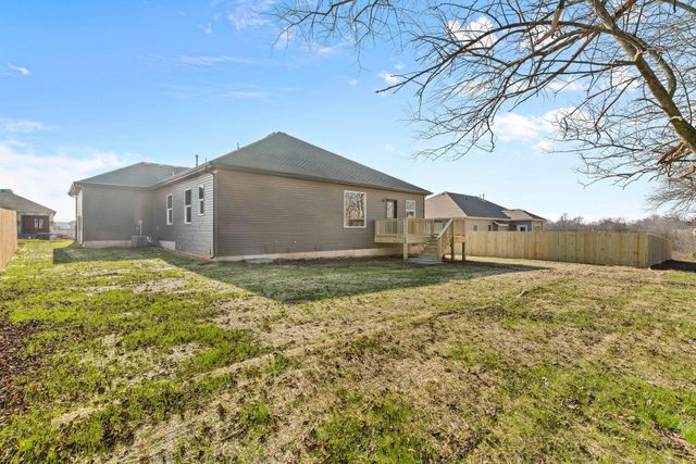 185 E Clayton Lane, Republic, MO 65738