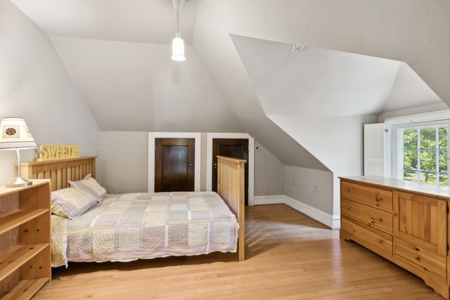 2855 Sheridan Place, Evanston, IL 60201