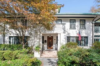 2855 Sheridan Place, Evanston, IL 60201