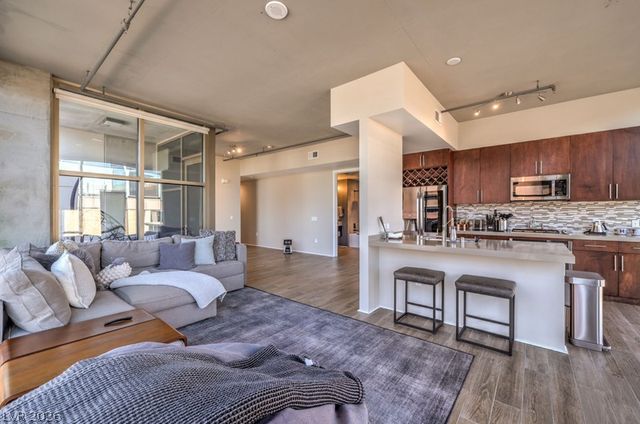 353 East Bonneville Avenue 379, Las Vegas, NV 89101