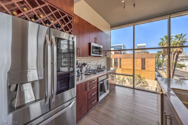 353 East Bonneville Avenue 379, Las Vegas, NV 89101