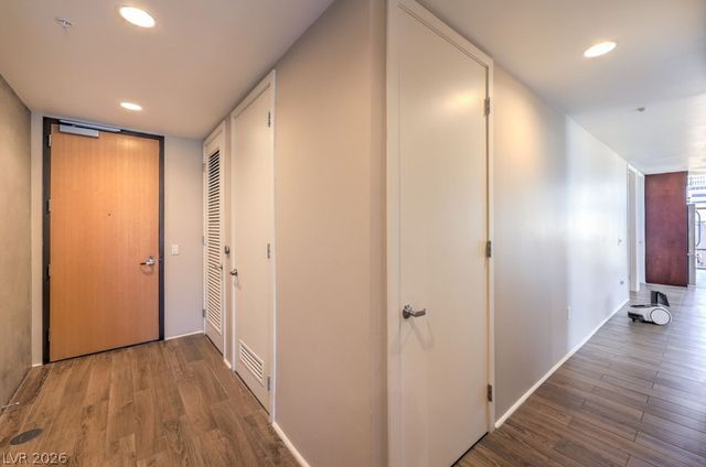 353 East Bonneville Avenue 379, Las Vegas, NV 89101