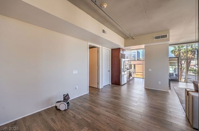353 East Bonneville Avenue 379, Las Vegas, NV 89101