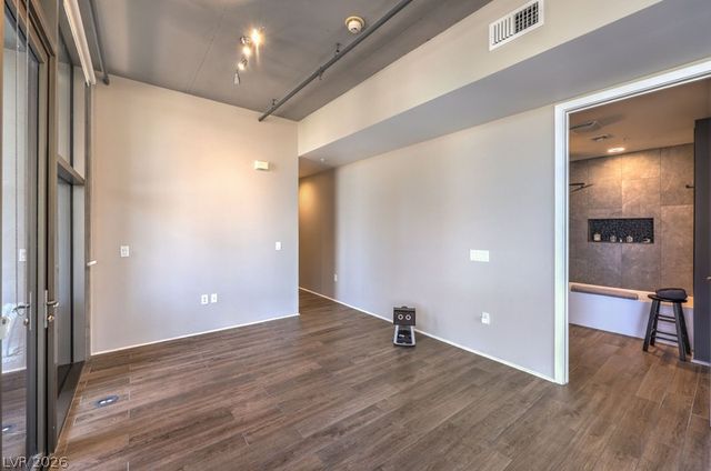 353 East Bonneville Avenue 379, Las Vegas, NV 89101