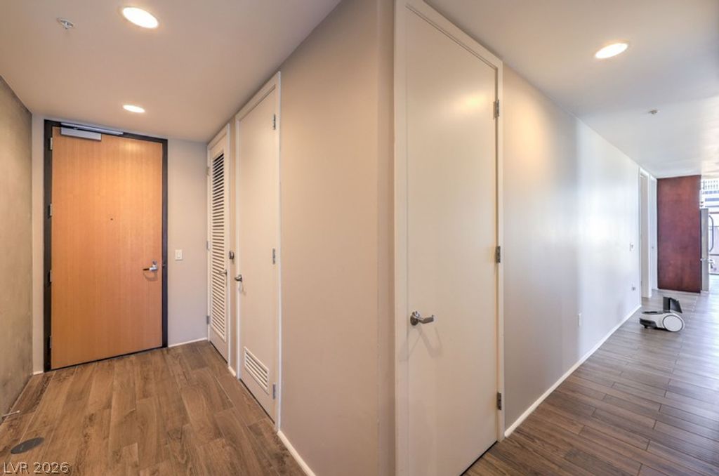 353 East Bonneville Avenue 379, Las Vegas, NV 89101 — photo 3