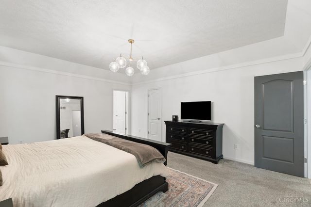 631 Greenwood Avenue, Cincinnati, OH 45229