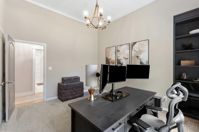 631 Greenwood Avenue, Cincinnati, OH 45229