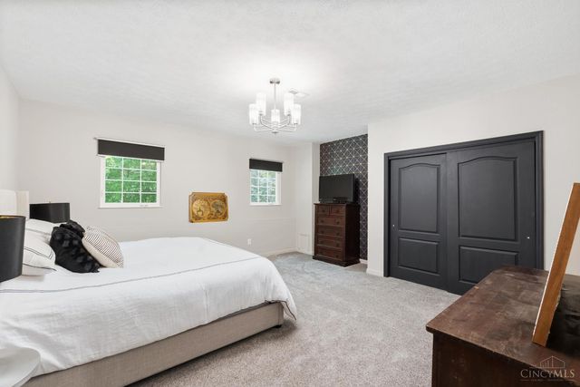 631 Greenwood Avenue, Cincinnati, OH 45229