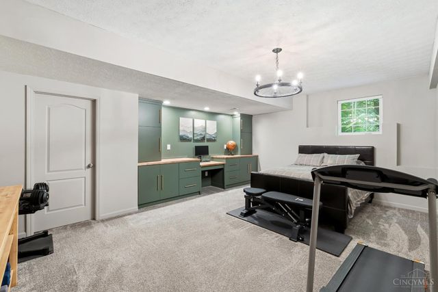 631 Greenwood Avenue, Cincinnati, OH 45229