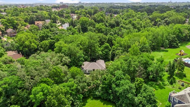 631 Greenwood Avenue, Cincinnati, OH 45229
