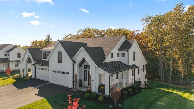 57 Trails Edge Road, Windham, NH 03087