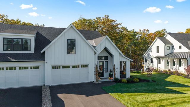 57 Trails Edge Road, Windham, NH 03087