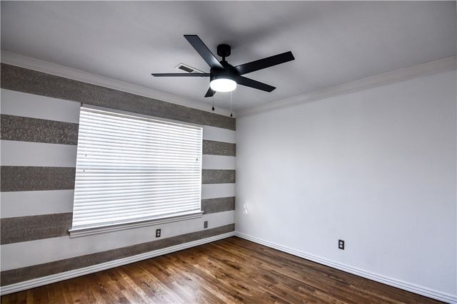 1550 Garden Avenue, Fayetteville, AR 72704