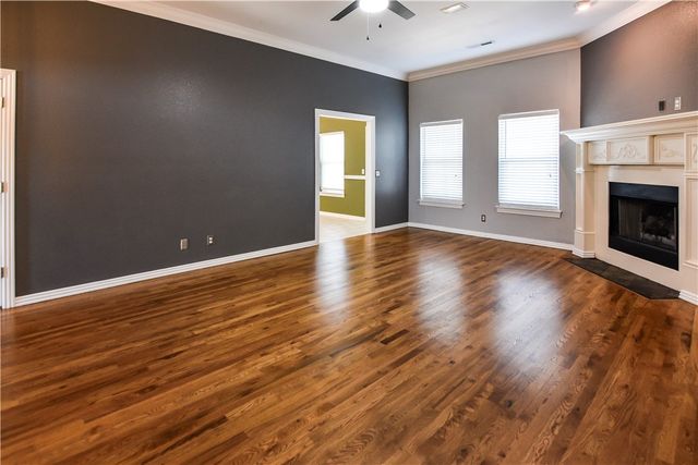 1550 Garden Avenue, Fayetteville, AR 72704