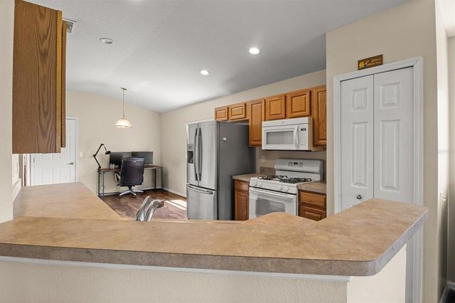 3833 WHISTLEWOOD CIRCLE, Lakeland, FL 33811