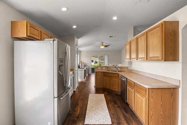 3833 WHISTLEWOOD CIRCLE, Lakeland, FL 33811