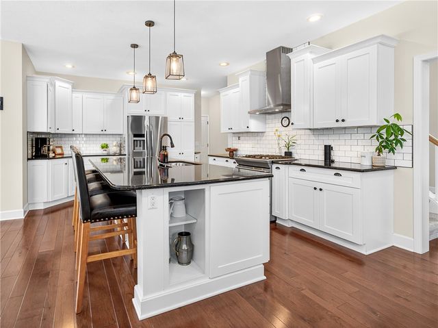 7608 Lake Meadow Drive, Ontario, NY 14519