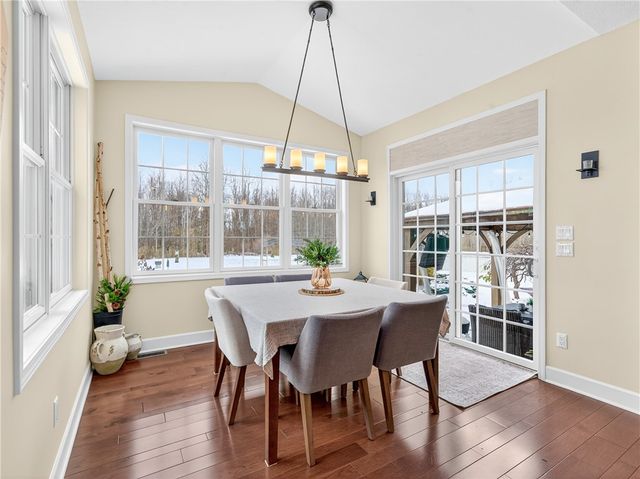 7608 Lake Meadow Drive, Ontario, NY 14519