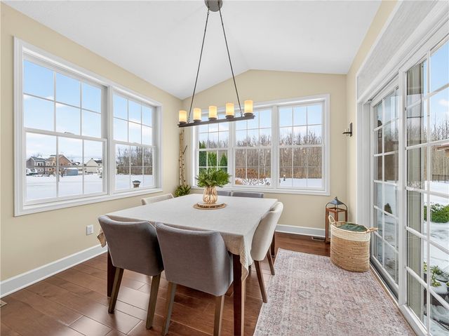 7608 Lake Meadow Drive, Ontario, NY 14519